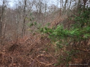 Homes for sale in Montville, CT | 112 Pires Dr, Montville, CT 06370 | MLS# 24067041