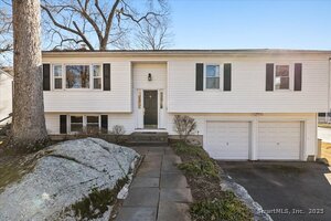 65 Willard Terrace