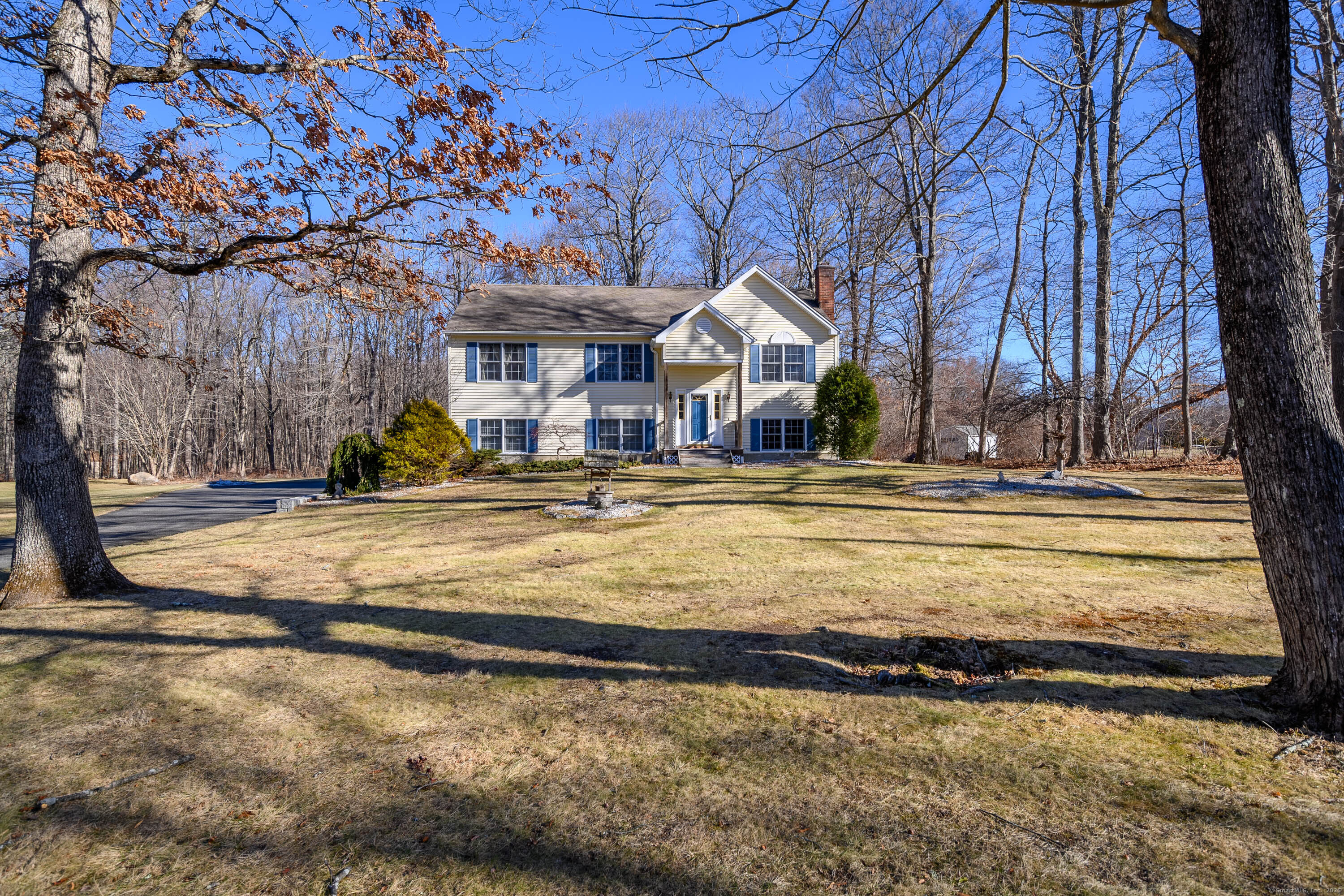 84 Upper Reservoir, New Milford, Connecticut 06776