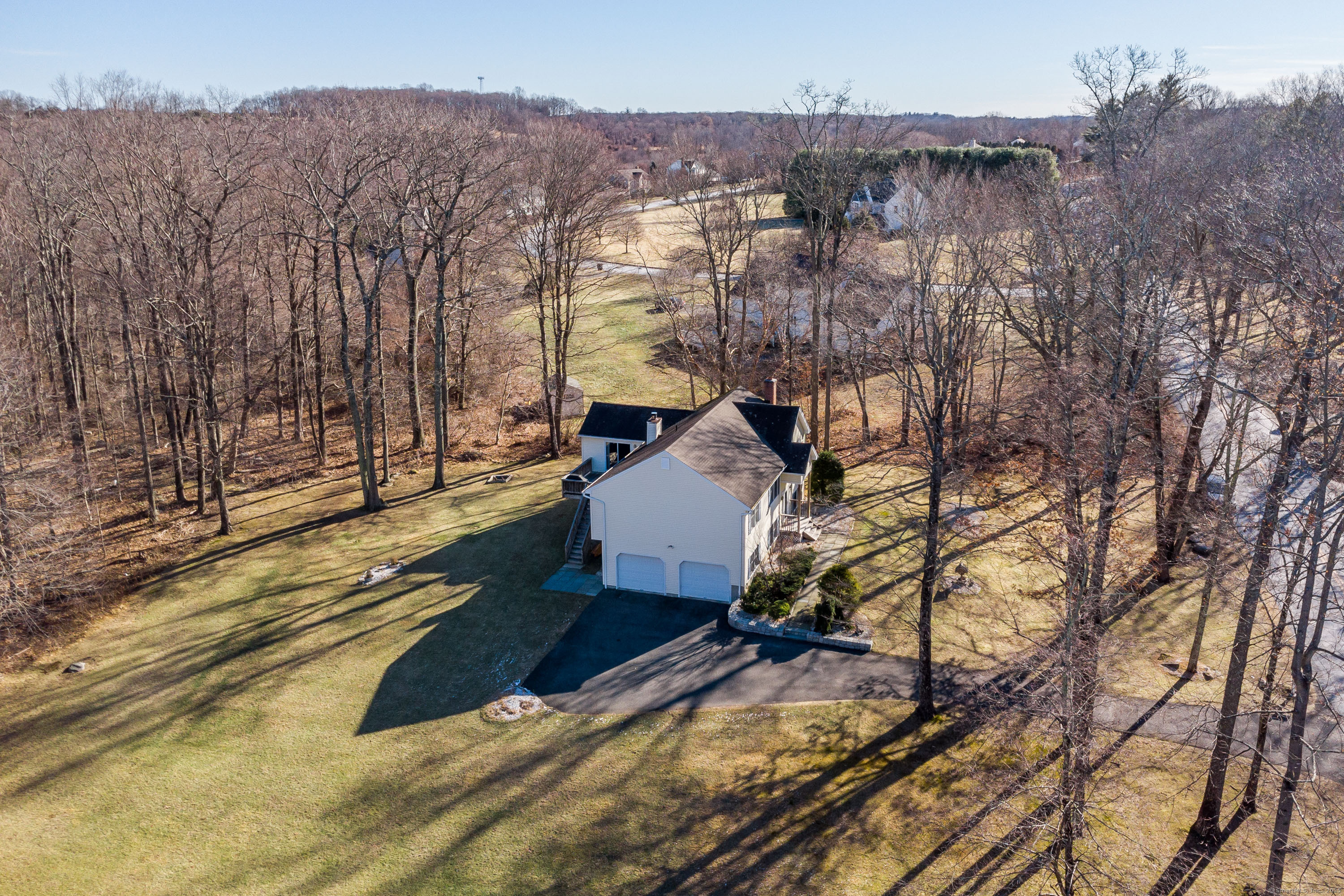 84 Upper Reservoir, New Milford, Connecticut 06776