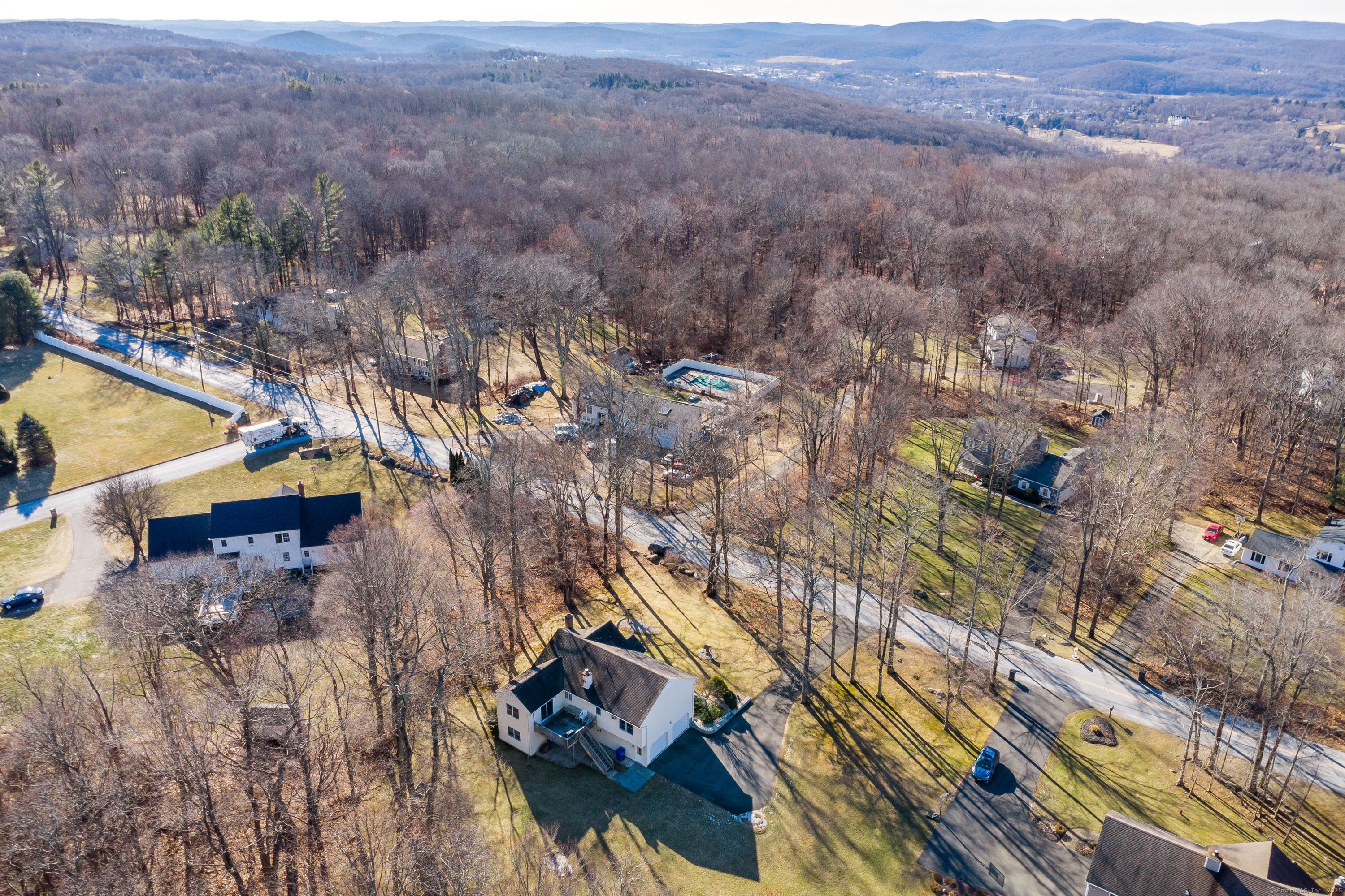 84 Upper Reservoir, New Milford, Connecticut 06776