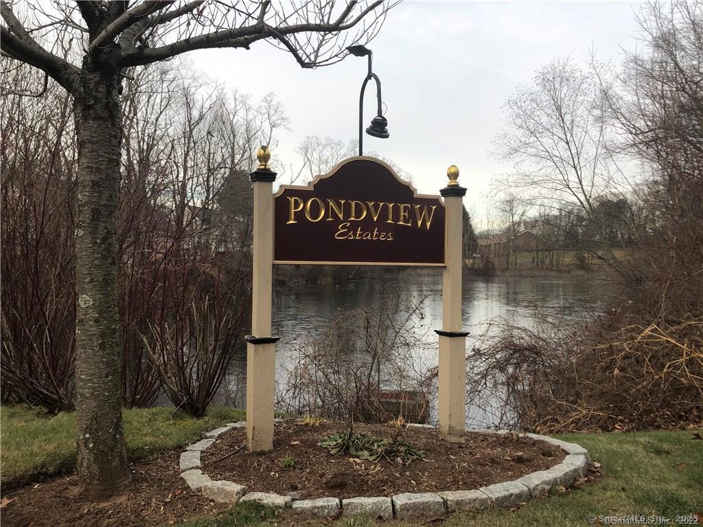 4 Pond View, North Haven, Connecticut 06473