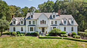 19 Tatetuck Trail