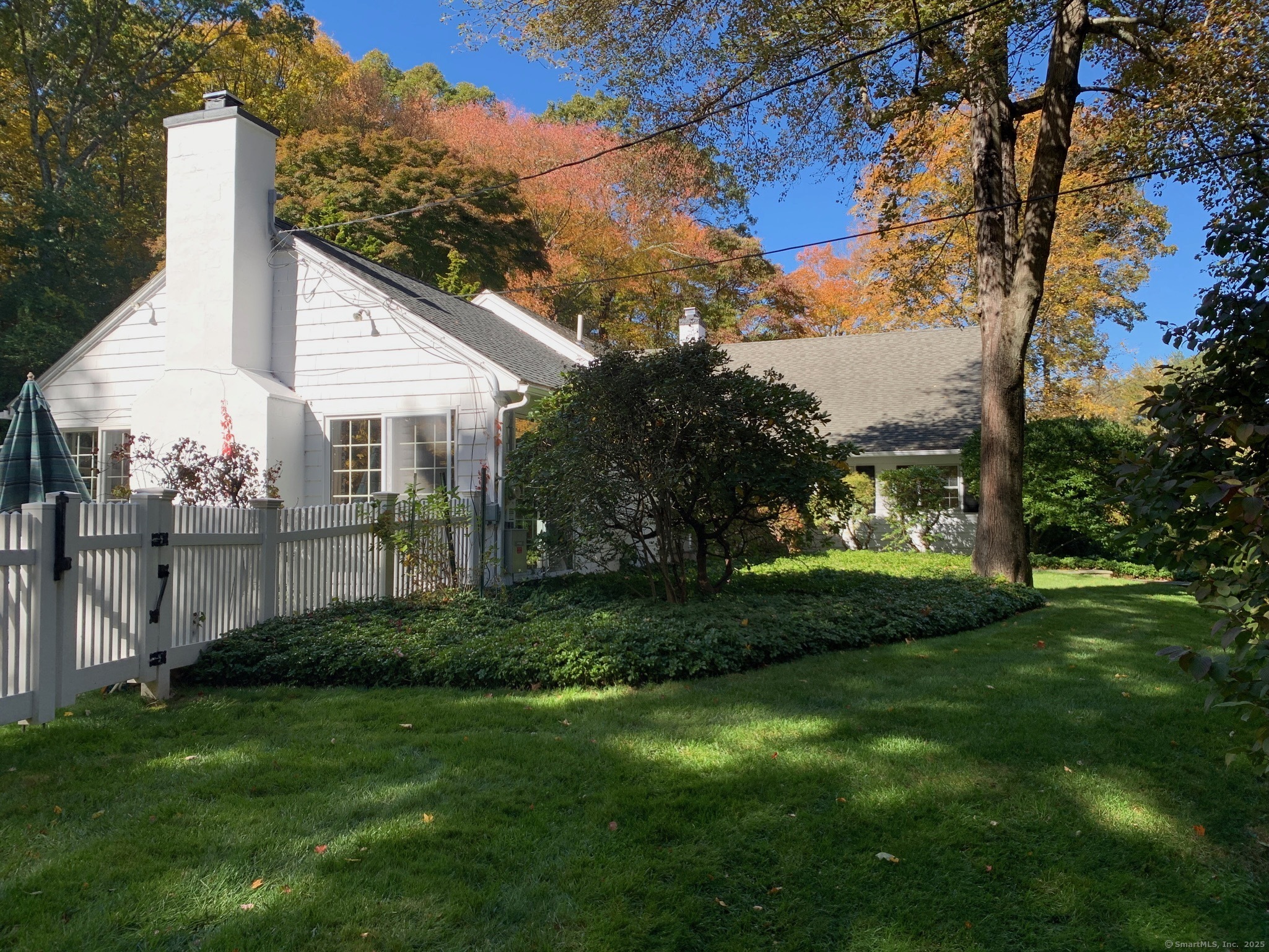 378 Valley, New Canaan, Connecticut 06840