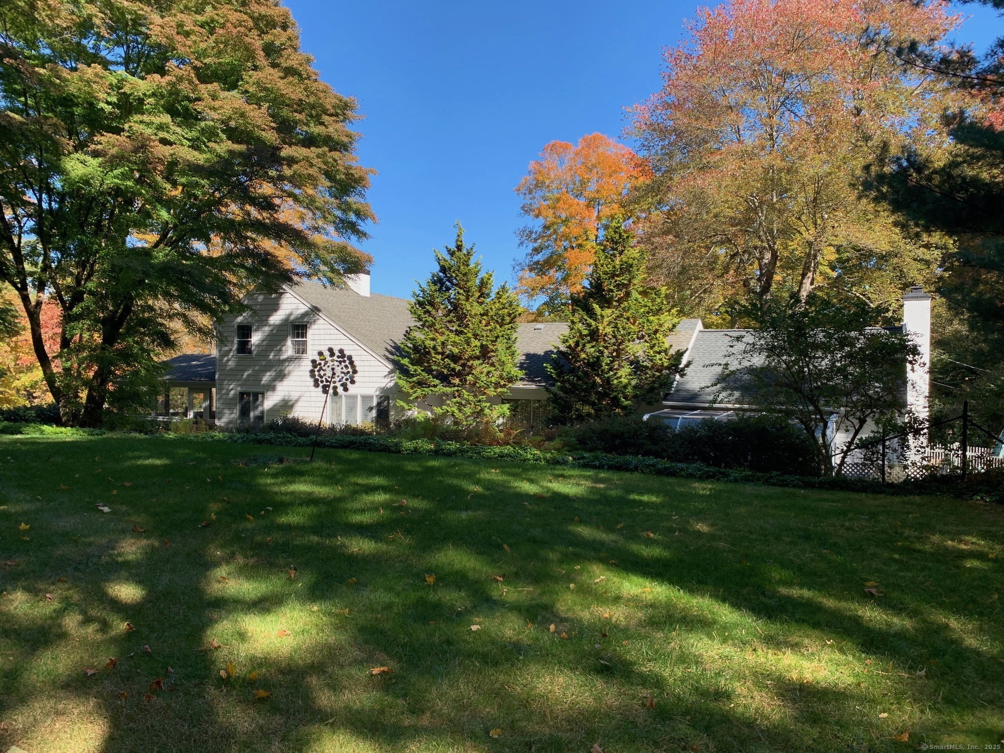 378 Valley, New Canaan, Connecticut 06840