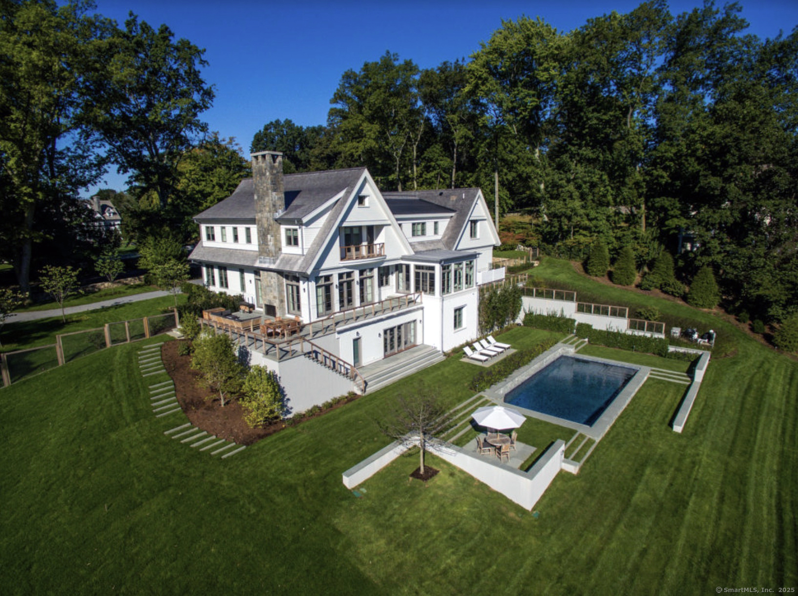 11 Manitou, Westport, Connecticut 06880