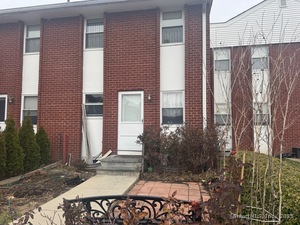 15 Madison Street, Unit APT A12