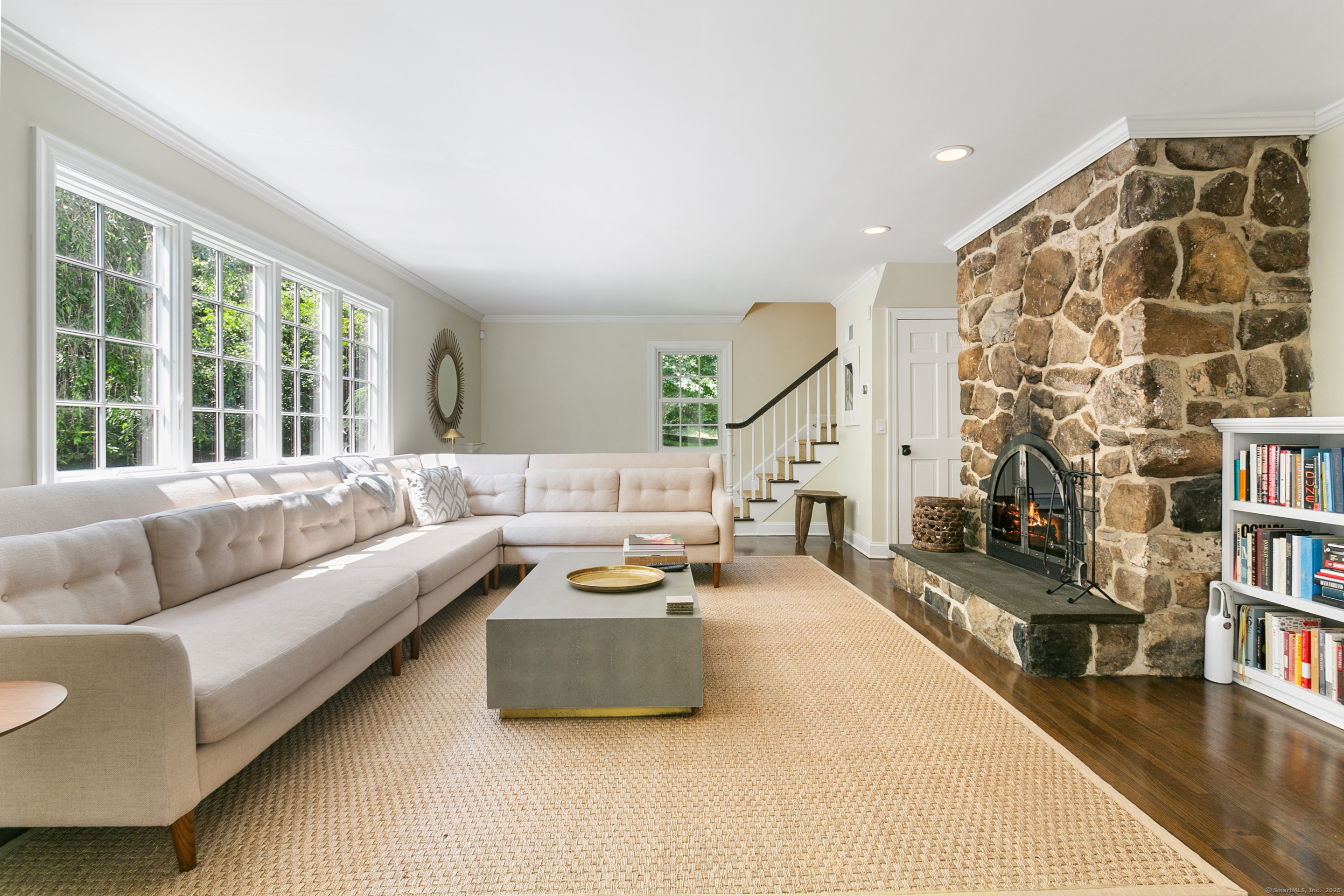 321 Frogtown, New Canaan, Connecticut 06840