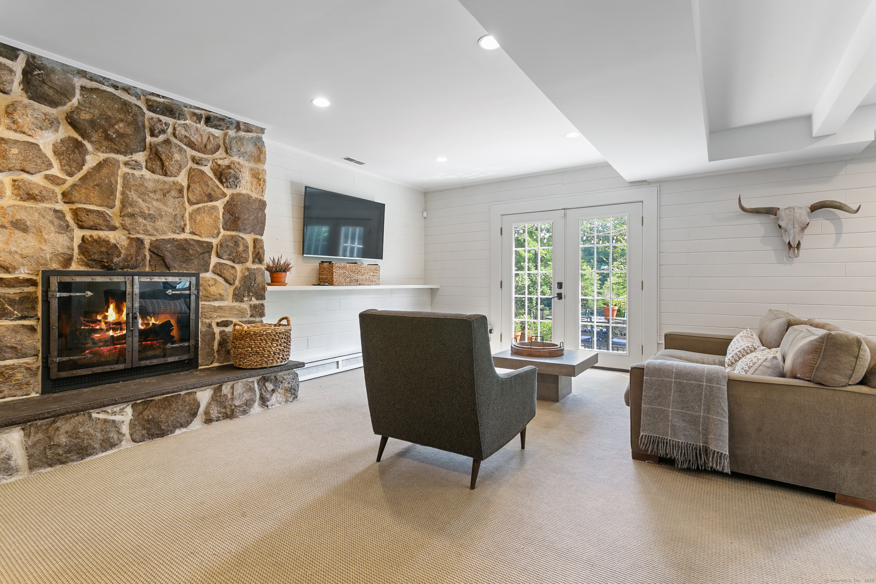 321 Frogtown, New Canaan, Connecticut 06840