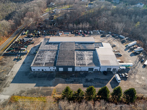 Homes for sale in Newtown, CT | 40 High Bridge Rd #4, Newtown, CT 06482 | MLS# 24069155