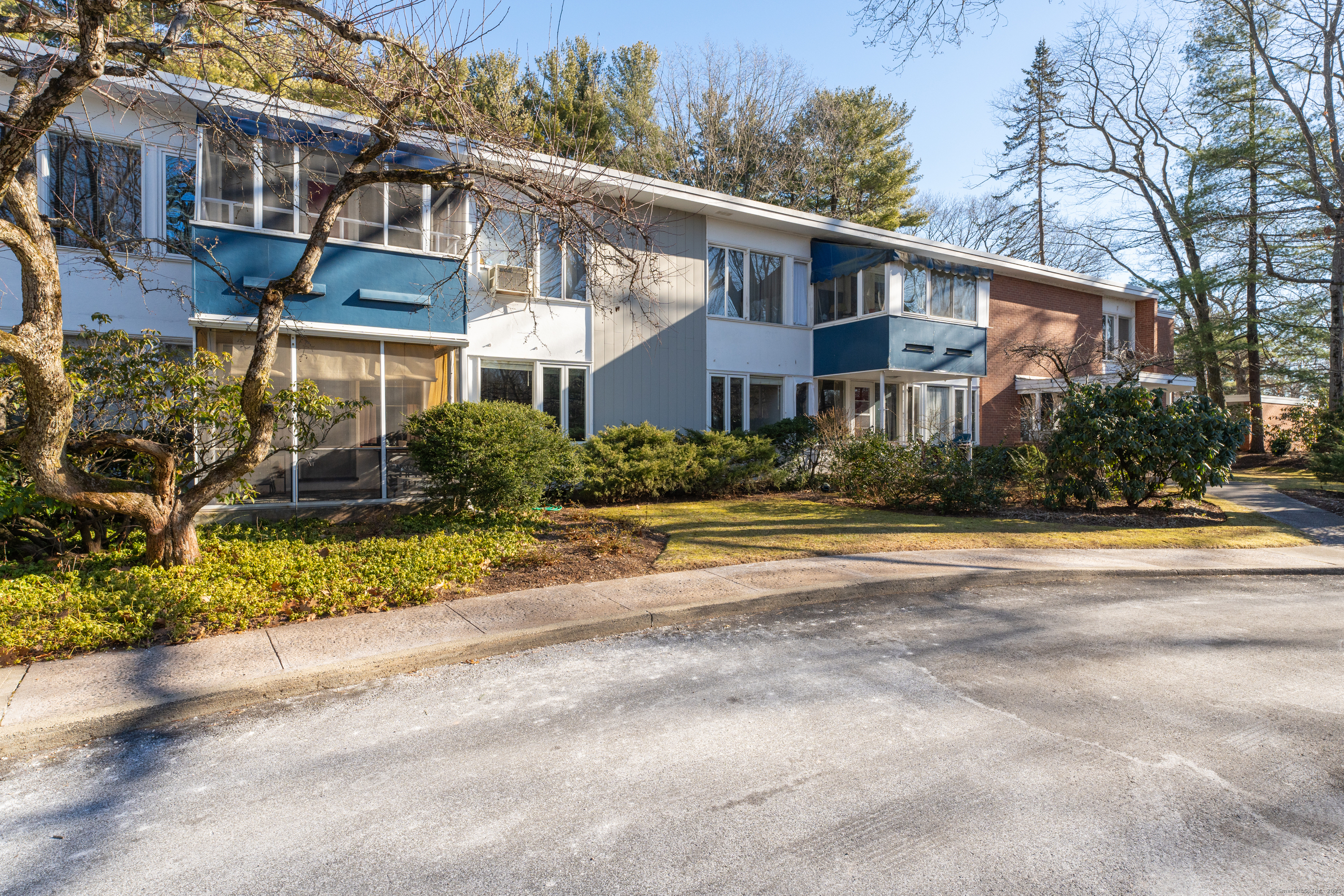 42 Lake, Hamden, Connecticut 06517