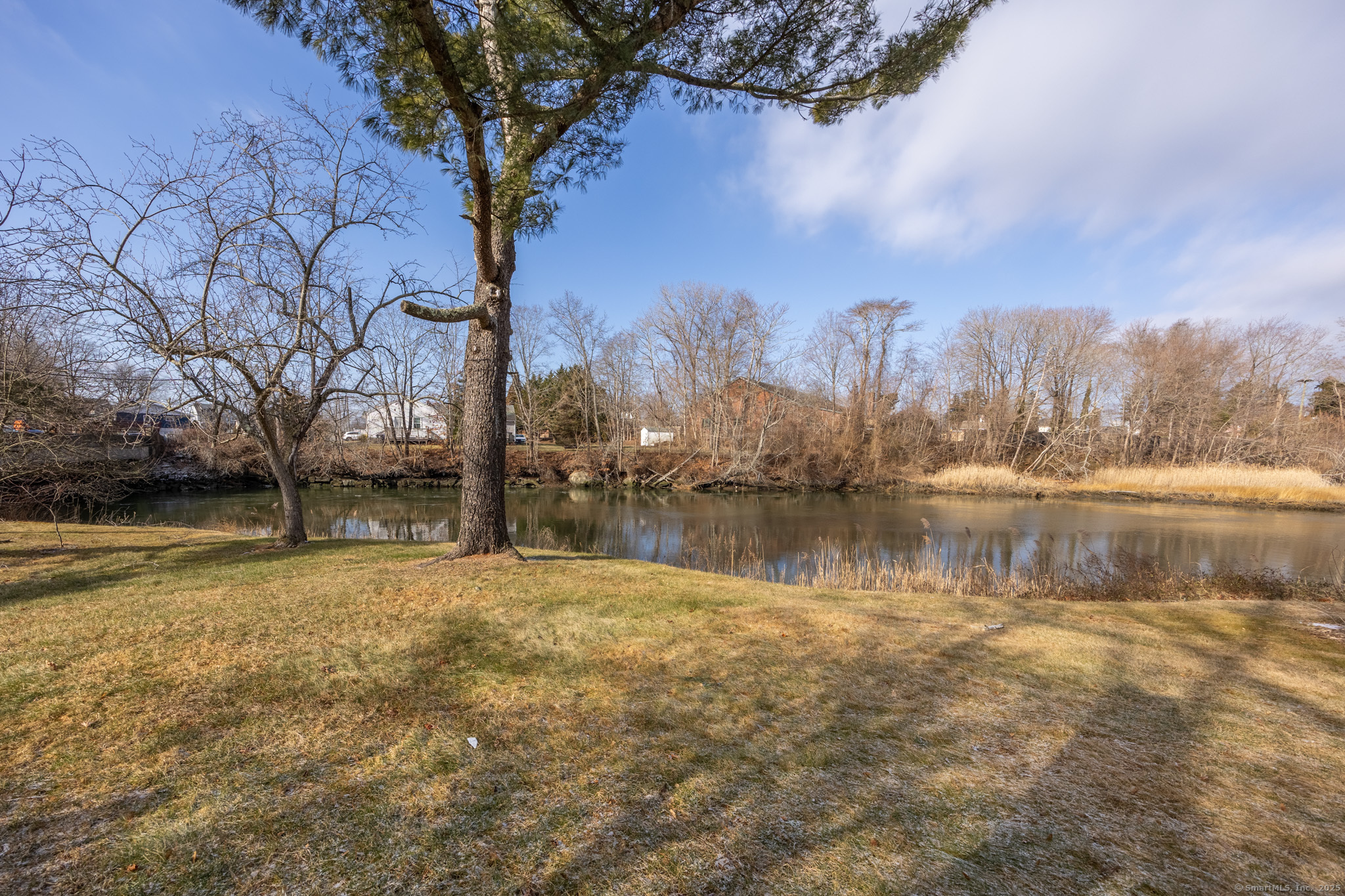 16 Pine Orchard, Branford, Connecticut 06405