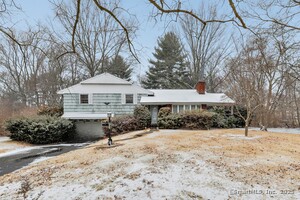 73 Oakridge Road