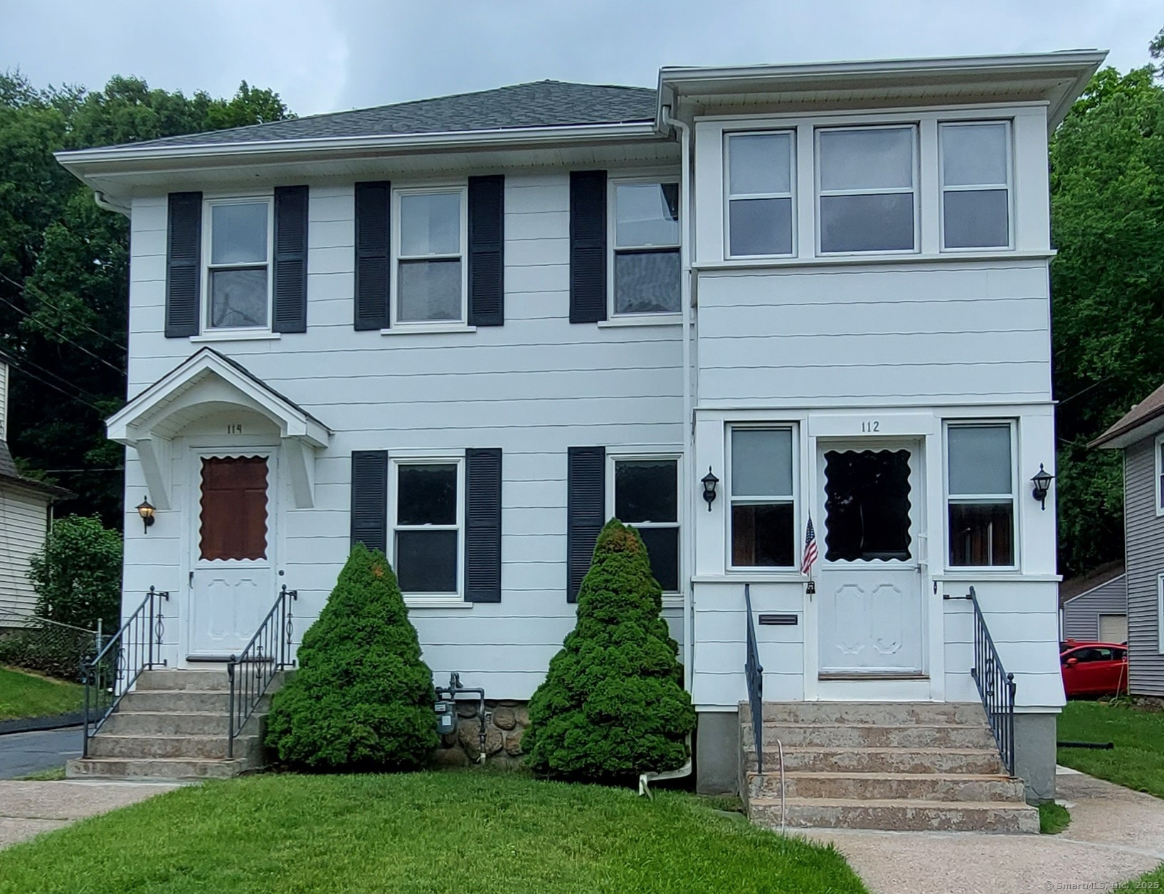 Updated spacious second floor with refinished hardwood floors throughout. Updated kitchen and bath. Laundry connections in basement. Located adjacent to park and many amenities. Garage and back yard space. Applicant to provide a credit and background check.