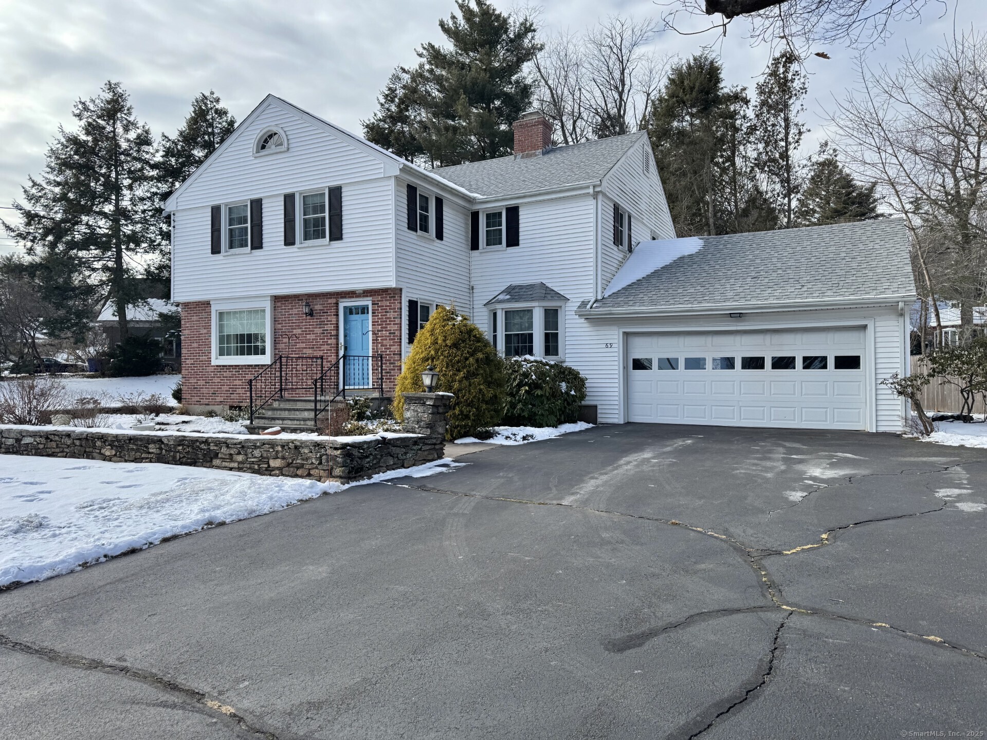 Welcome to 7 Meadow Lane-This 4-bedroom, 2.5-bath Colonial-style home is in a fantastic location! Solidly built home features hardwood floors and central air. The primary suite includes an ensuite bath, it will need some work to reach its full potential. This property is being sold in as-is condition, offering a wonderful opportunity for those looking to add their own personal touch. House and adjacent building lot (24070801) to be sold together.