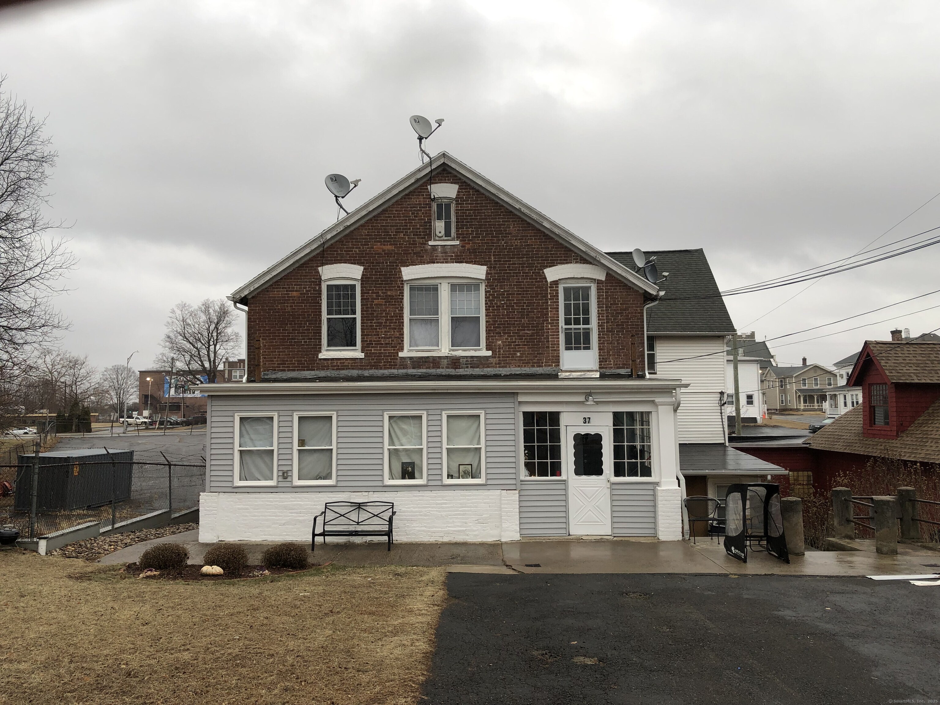 Coming soon - 4 Family located on dead end street in New Britain. One 3 bedroom unit, two 2 bedroom units, 1 one bedroom unit. Separate electric, heat and hot water for each units. More details forthcoming!