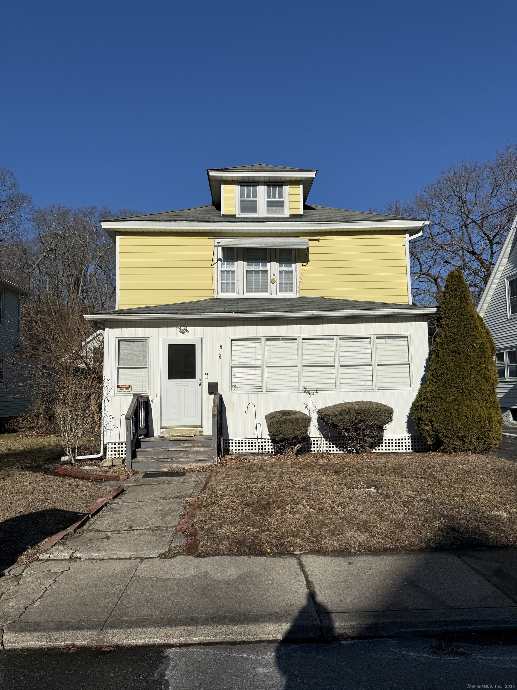 A nice upgraded rental house located in a desirable neighborhood of Norwich, CT. Just minutes from downtown Norwich, local shops, dining, and entertainment, this property offers the perfect balance of convenience and tranquility. Enjoy easy access to Mohegan Park, outdoor recreation, and the vibrant arts district nearby and Norwich Free Academy.