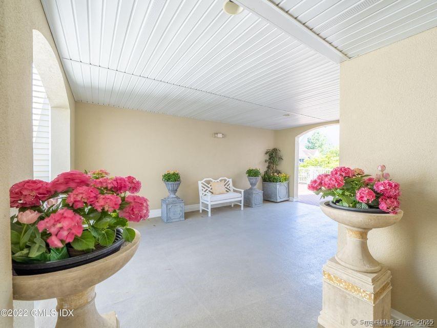51 Forest Avenue, Greenwich, Connecticut photo 1