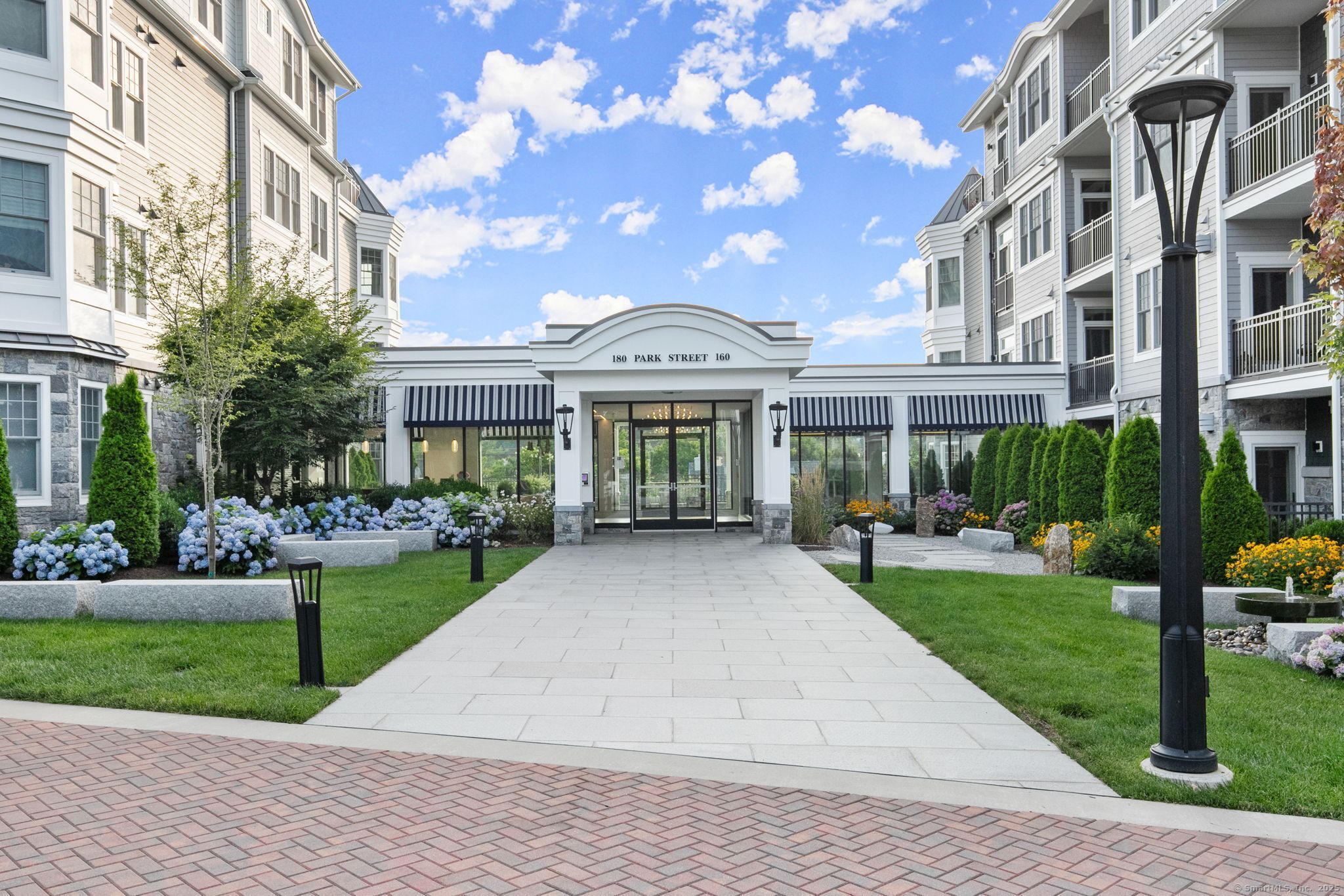 160 Park, New Canaan, Connecticut 06840