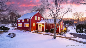 23 Sunset Road