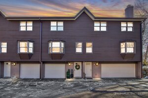 136 Newtown Avenue, Unit APT 6