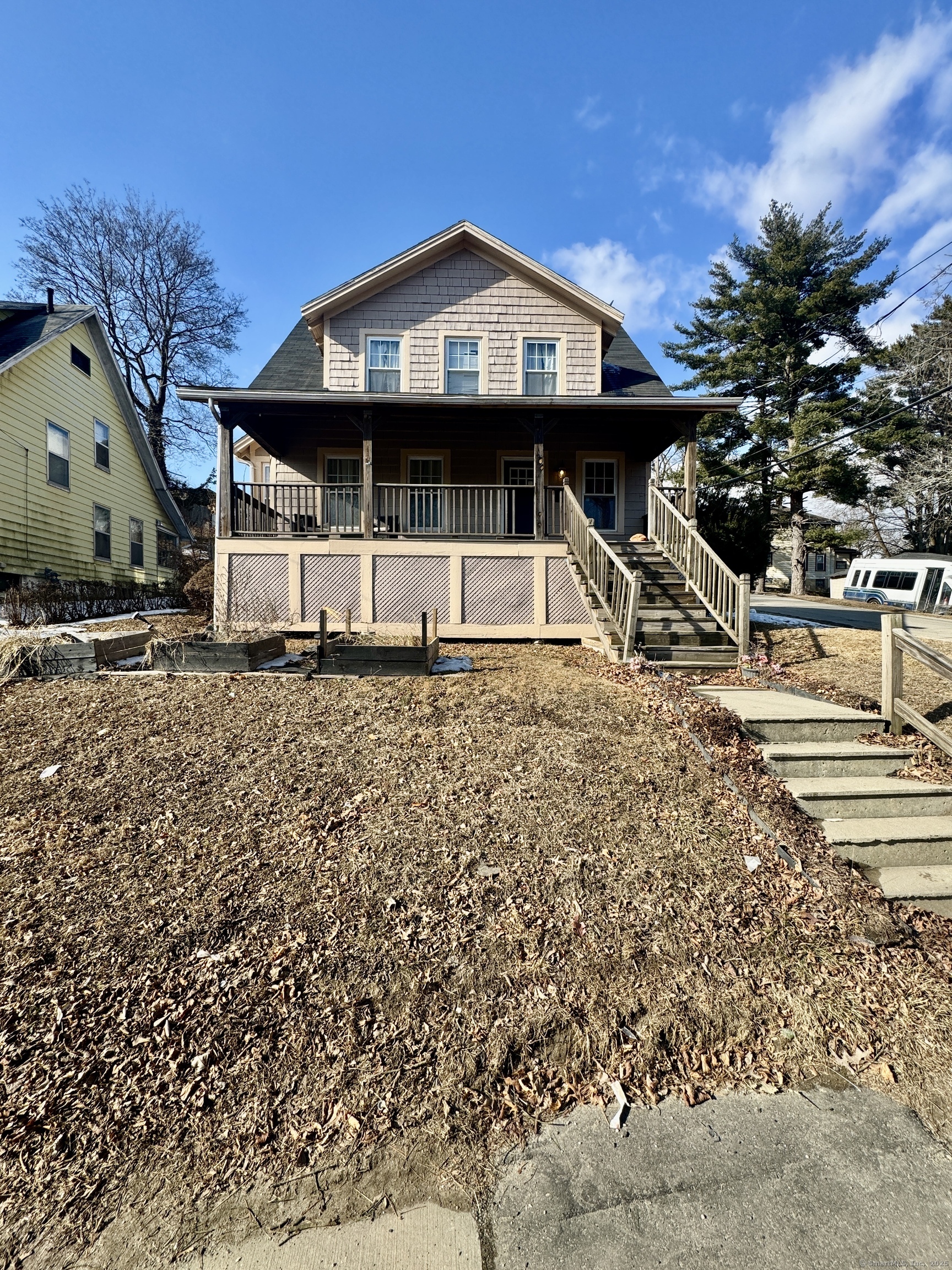 Make your appointment today!!!!! Come view this lovely 3-bed, 1.5-bath with beautiful hardwood floors throughout the 1, 520 sq ft. Seller is motivated, bring ALL offers!!!!