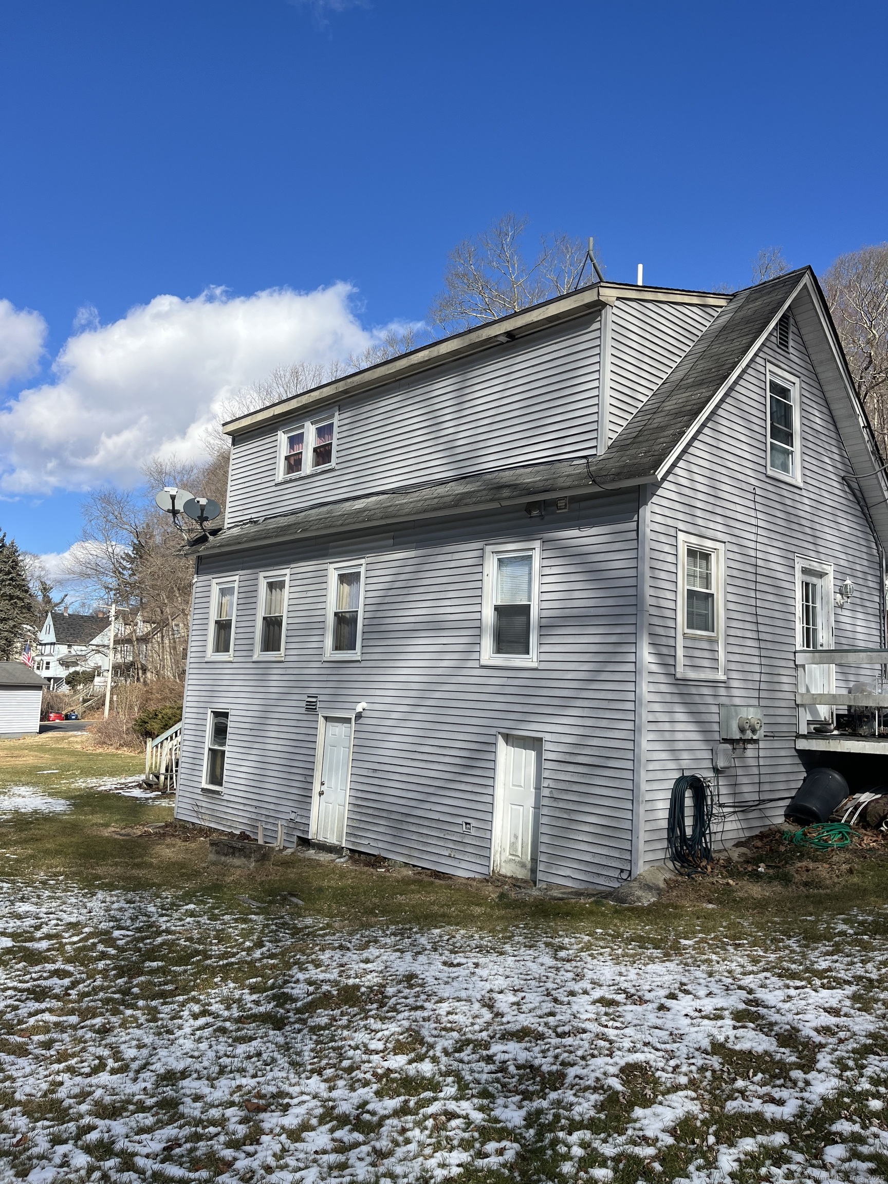 Well-maintained duplex featuring 3 bedrooms on one side, 2 bedrooms on the side. Vinyl siding, separate heating systems, updated mechanicals, off-street parking, and a spacious yard. Conveniently located near Mohegan Sun and Foxwoods.