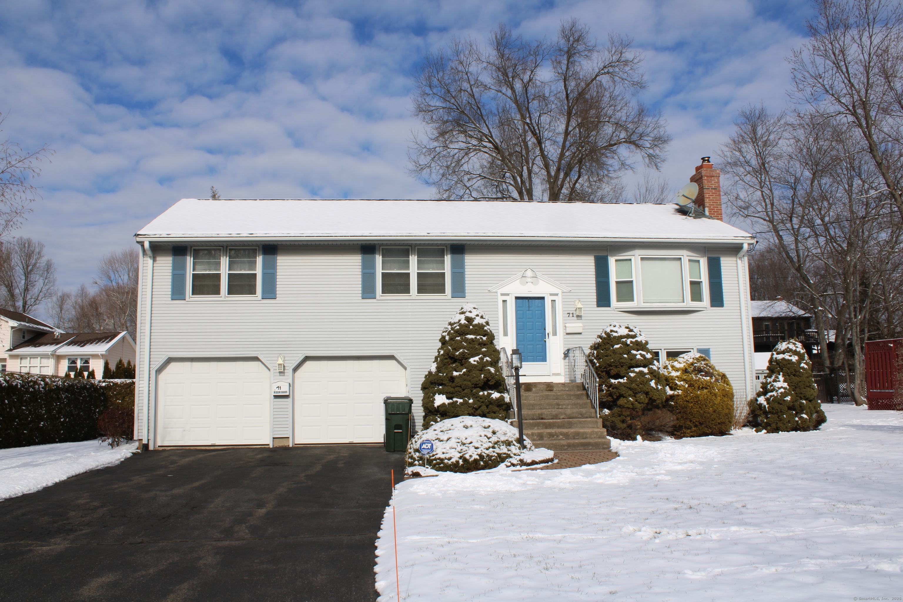 Unique rental in Newington. Raised ranch with a walk out basement being used as a 2 family home. ONLY the upper level is available to rent with 3 spacious bedrooms with hardwood floors and newer windows, master bedroom has a master bath along with a 2nd full bathroom off the main hall. Hardwood floors i the living room, dining and sunny and bright family room that leads to the exterior deck and spacious back yard. Kitchen has new cabinets and granite countertops along and an adorable breakfast bar for quick pace mornings. Energy efficient tankless heating system. 1 car garage space and 2 additional off street parking spaces. Laundry hook ups in the basement.