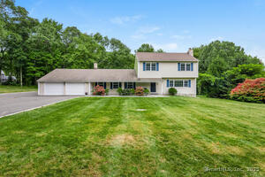 6 Crown Hill Drive