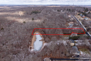 Homes for sale in Glastonbury, CT | 29 Pheasant Xing, Glastonbury, CT 06033 | MLS# 24072675