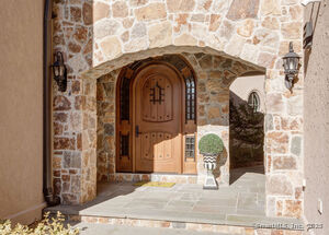 Homes for sale in Guilford, CT | 2 Woods Way #2, Guilford, CT 06437 | MLS# 24072872