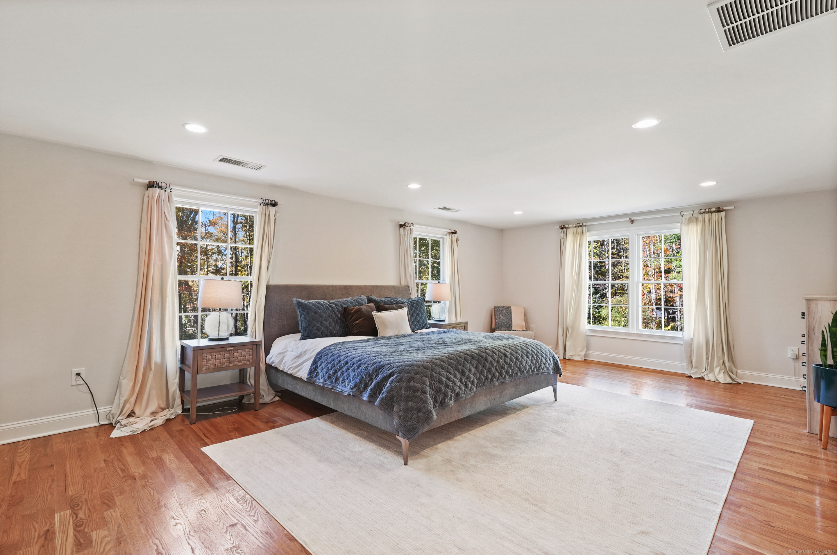 86 Blackman, Ridgefield, Connecticut 06877