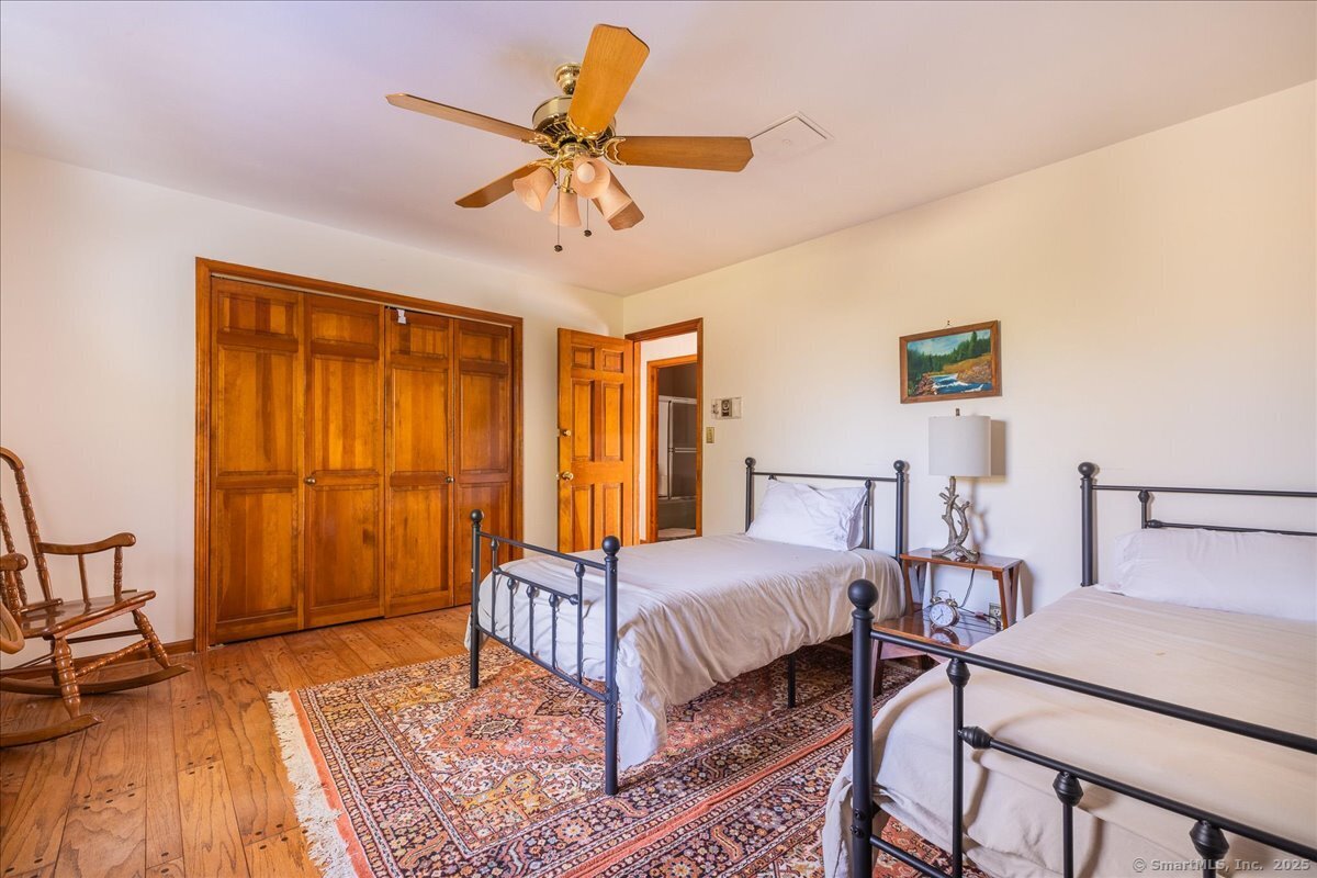 27 Newgate, Oxford, Connecticut 06478