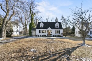 12 Lund Avenue