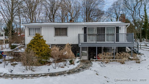 Homes for sale in Norwalk, CT | 8 Stonecrop Rd, Norwalk, CT 06851 | MLS# 24074248