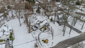 Homes for sale in Norwalk, CT | 8 Stonecrop Rd, Norwalk, CT 06851 | MLS# 24074248