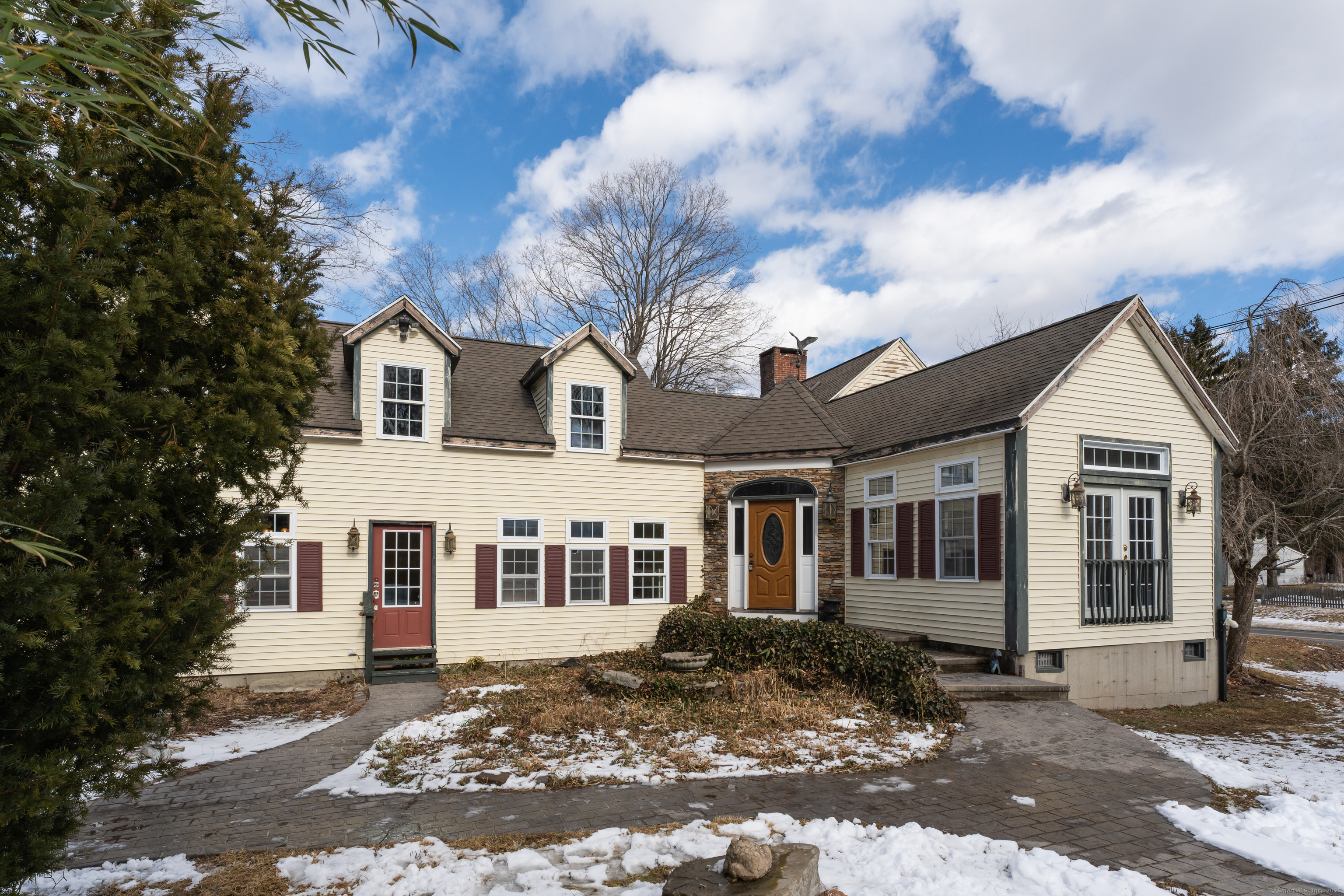 1701 Main, Cheshire, Connecticut 06410