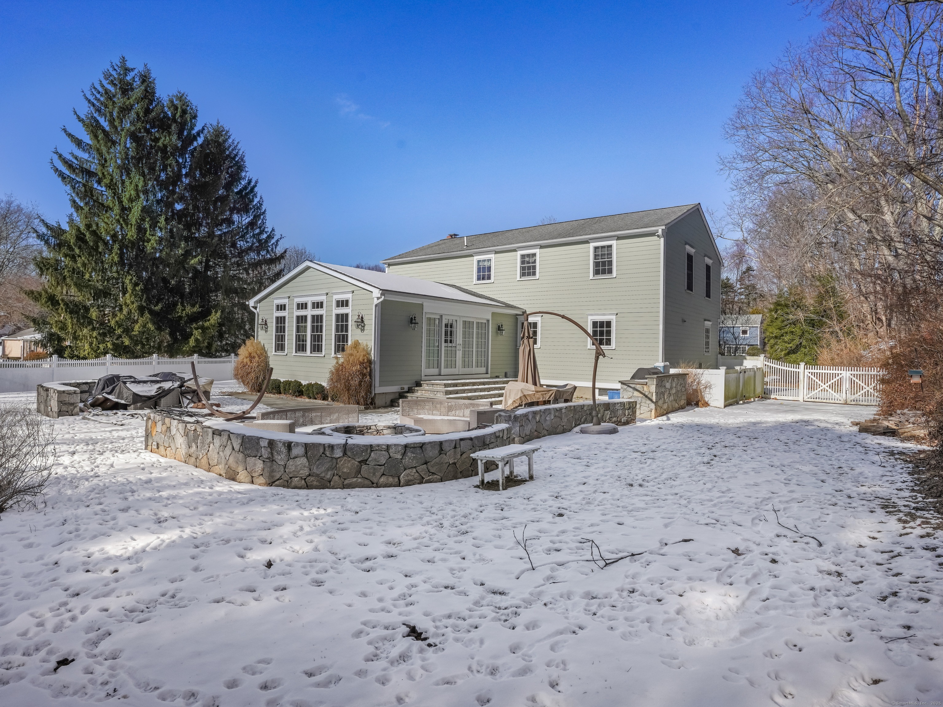 147 Trillium, Fairfield, Connecticut 06824