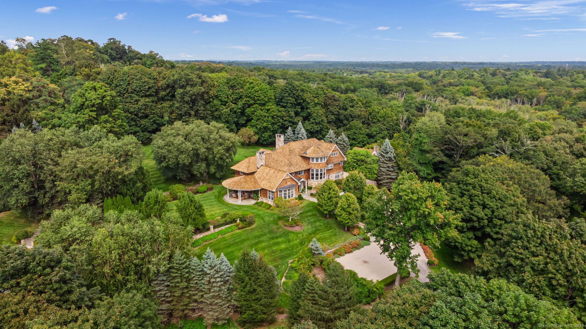 65 Hunting Ridge, Greenwich, Connecticut 06831