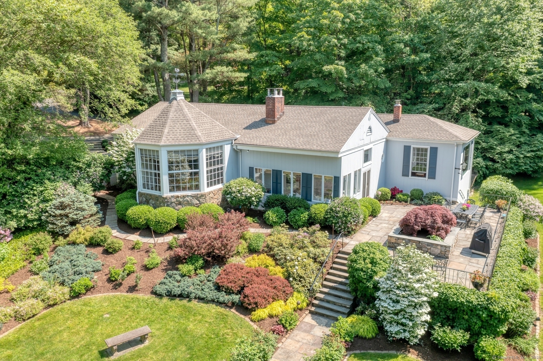 190 Old Stagecoach, Ridgefield, Connecticut 06877