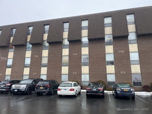 Homes for sale in Danbury, CT | 57 North St #313, Danbury, CT 06810 | MLS# 24075189