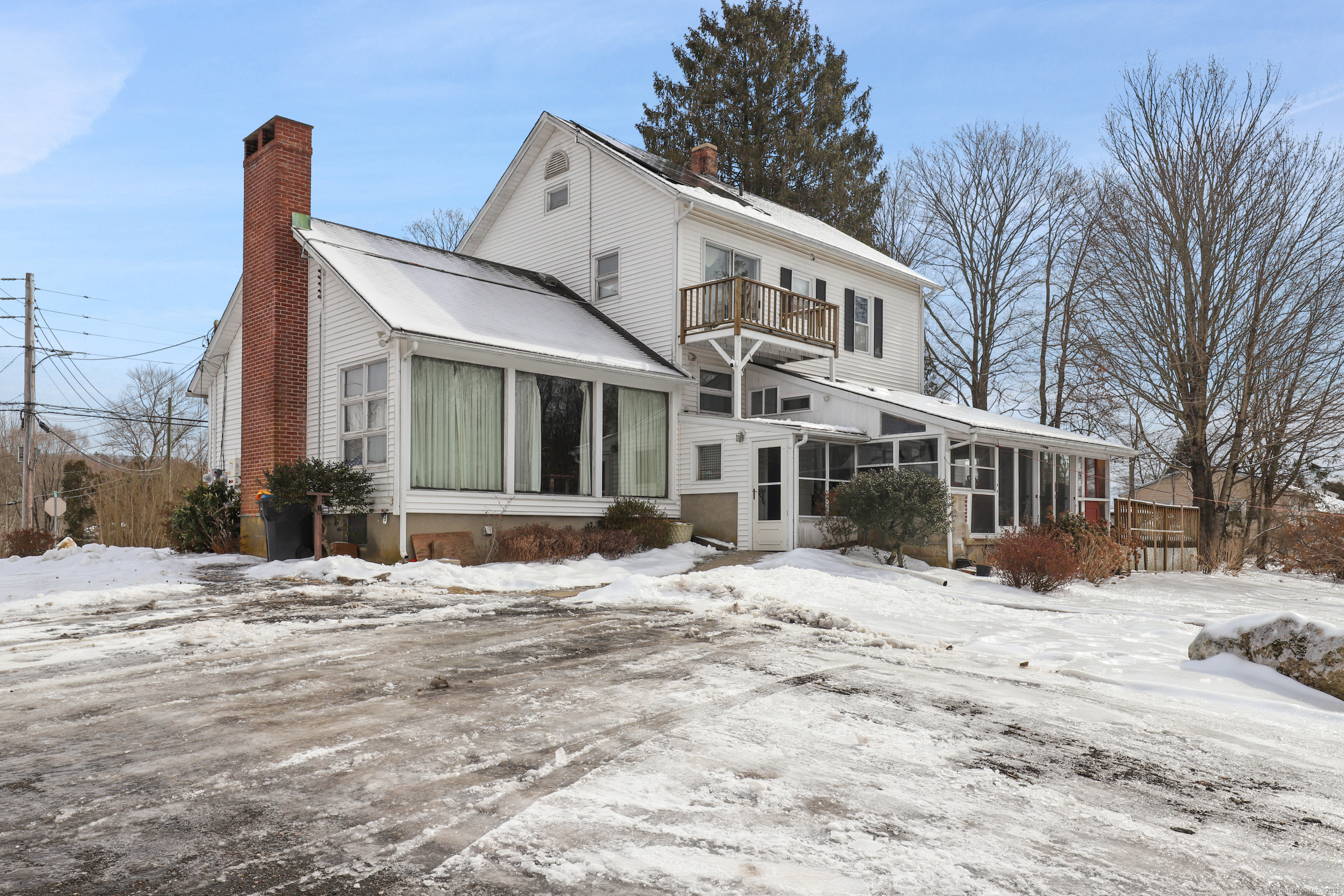 24 Barnum, Danbury, Connecticut 06811