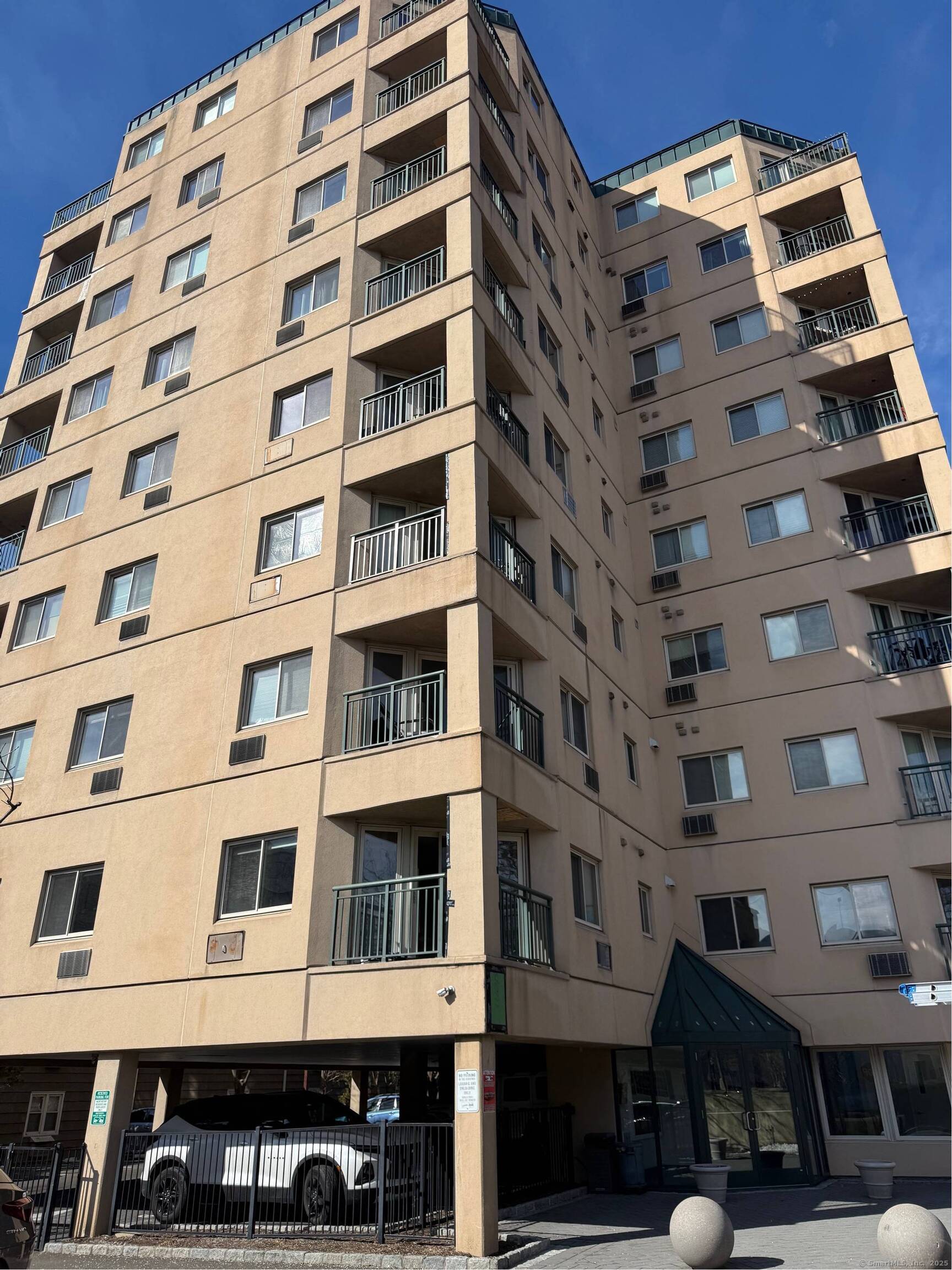 104 North Street, Stamford, Connecticut photo 1