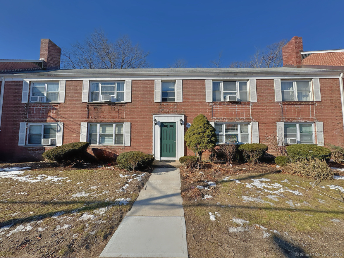 24 Seaton Road, Stamford, Connecticut photo 1