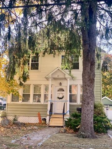 18 Bradley Place, Stamford, Connecticut photo 1