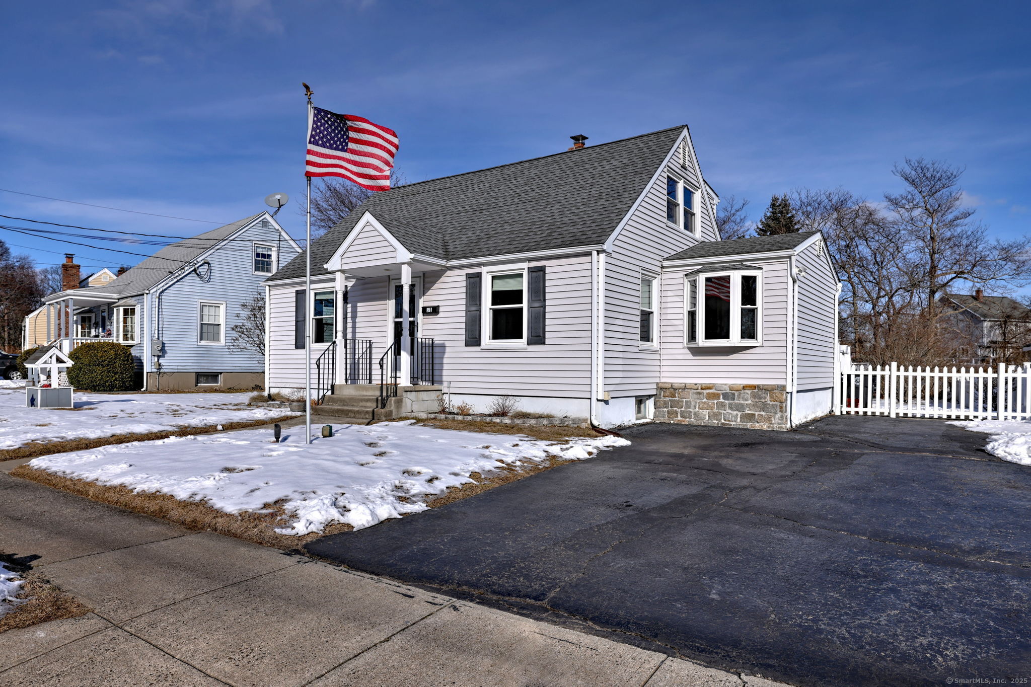 31 Harkness, Milford, Connecticut 06460