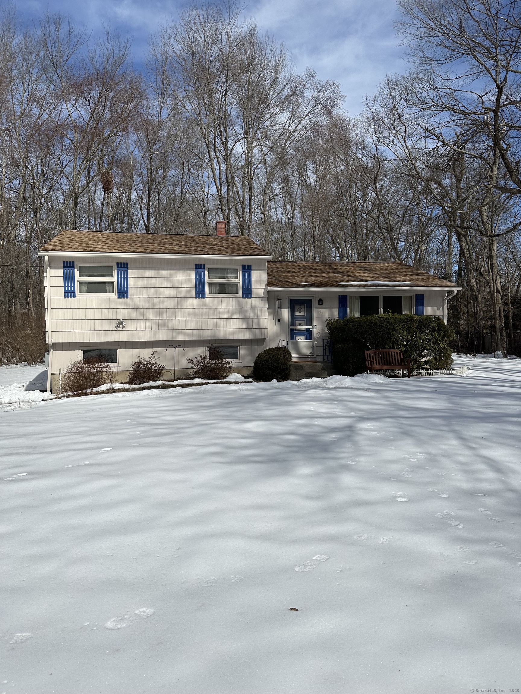 97 Oak Wood, Monroe, Connecticut 06468