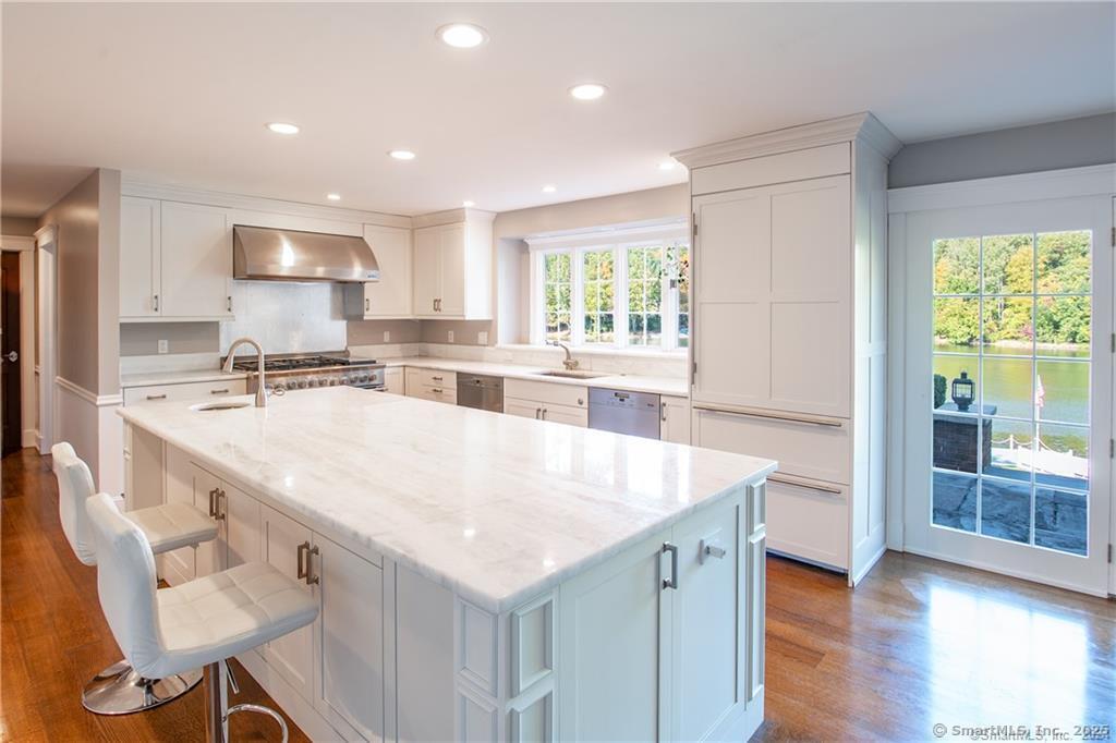 22 Hidden Brook, Brookfield, Connecticut 06804