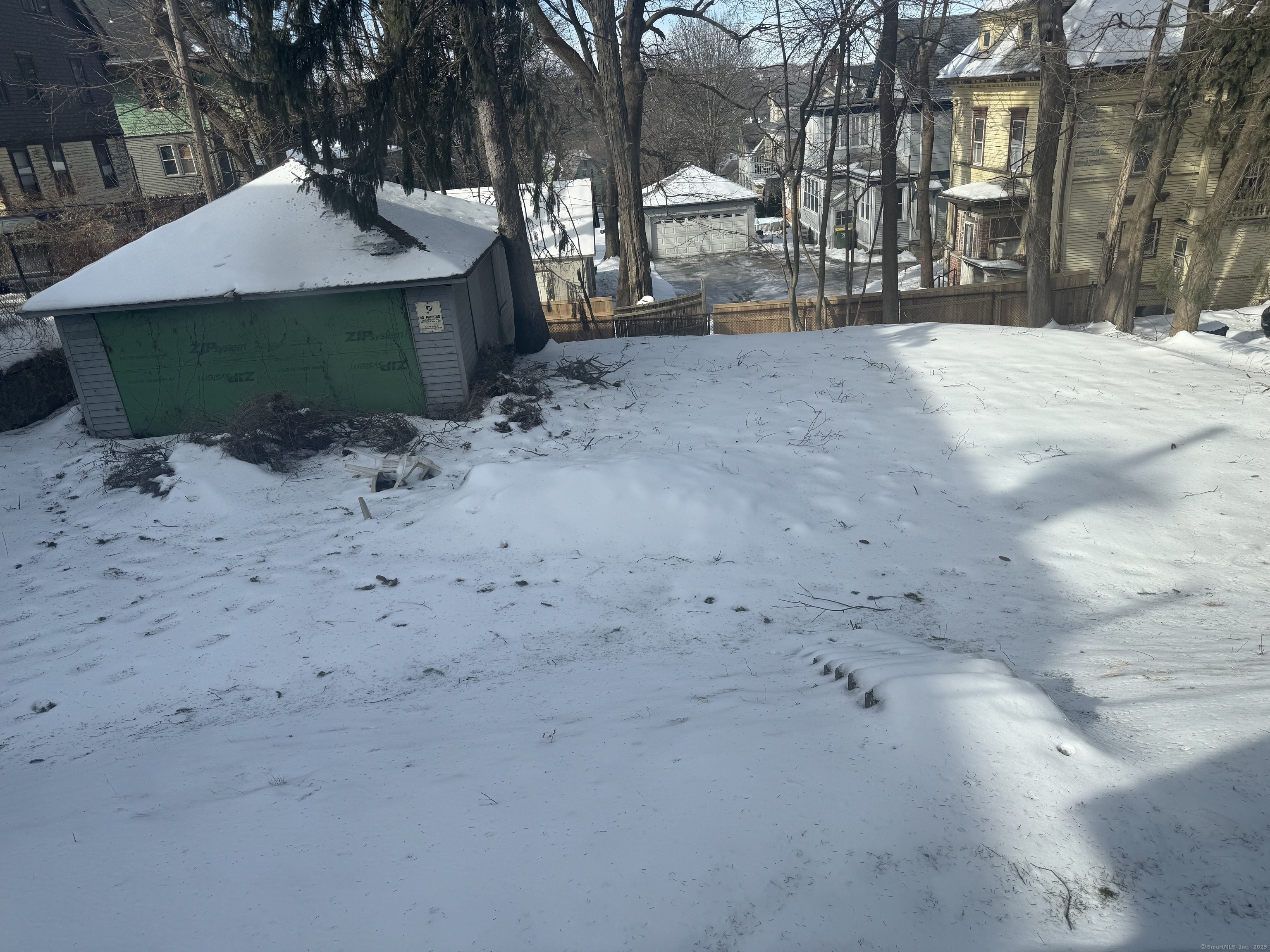 435 Willow, Waterbury, Connecticut 06710
