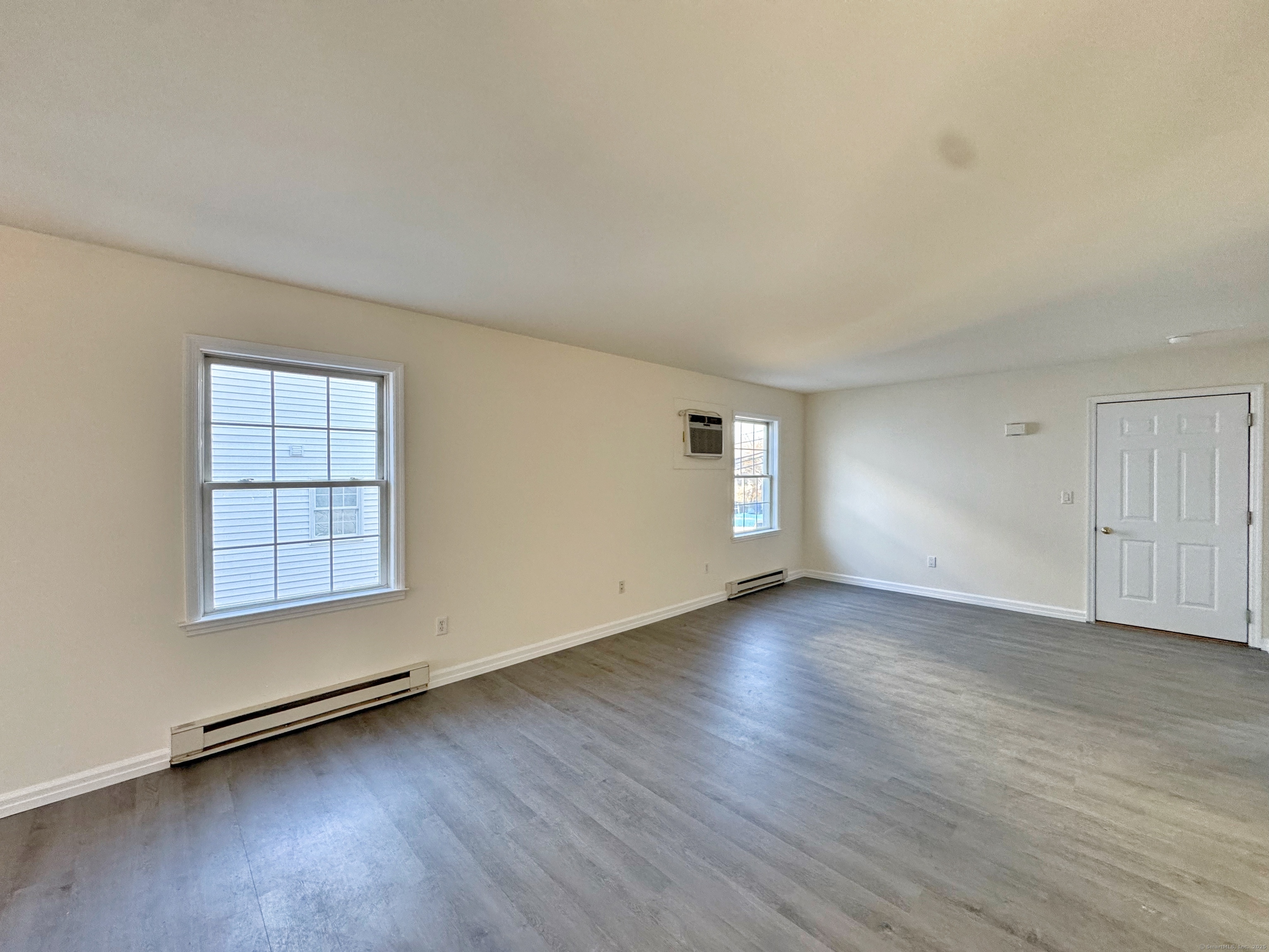 6 Girard Street, Norwalk, Connecticut photo 1